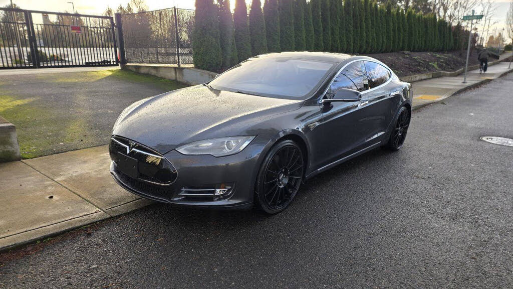 2014 Tesla Model S 85 RWD