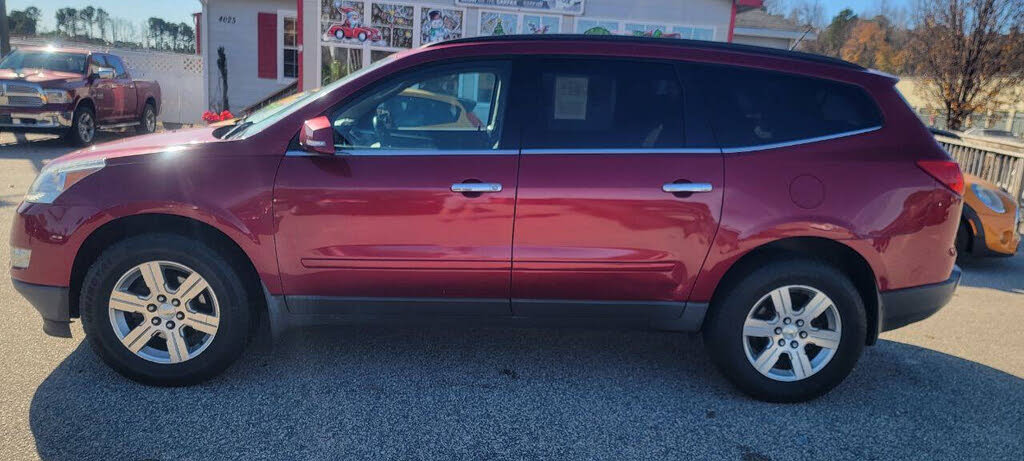 2012 Chevrolet Traverse 2LT AWD