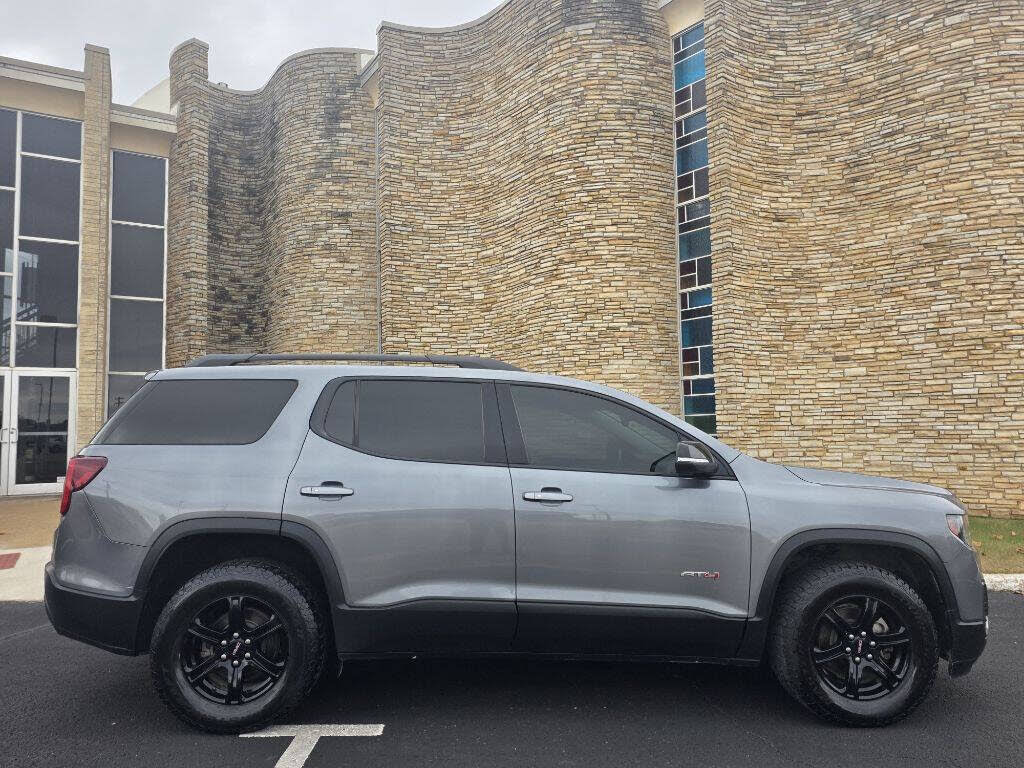2020 GMC Acadia AT4 AWD