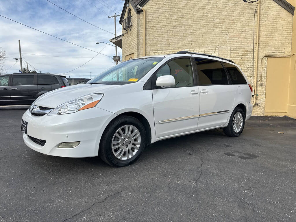 2008 Toyota Sienna XLE Limited