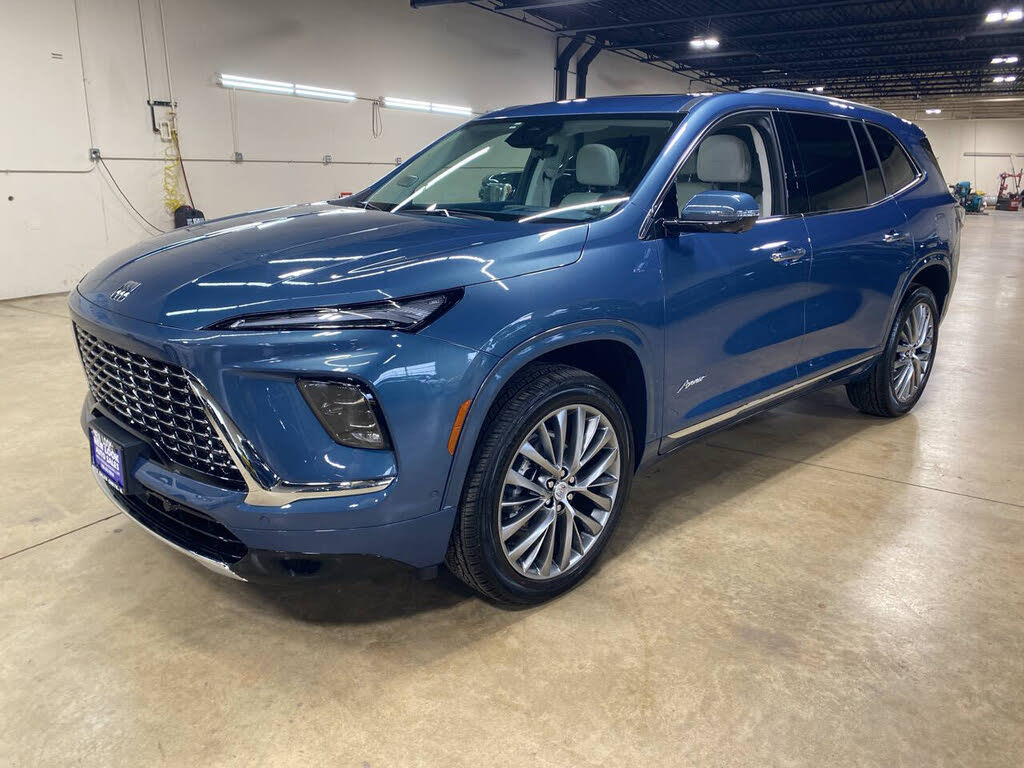 2025 Buick Enclave Avenir AWD