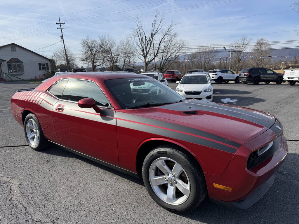 2009 Dodge Challenger SE RWD