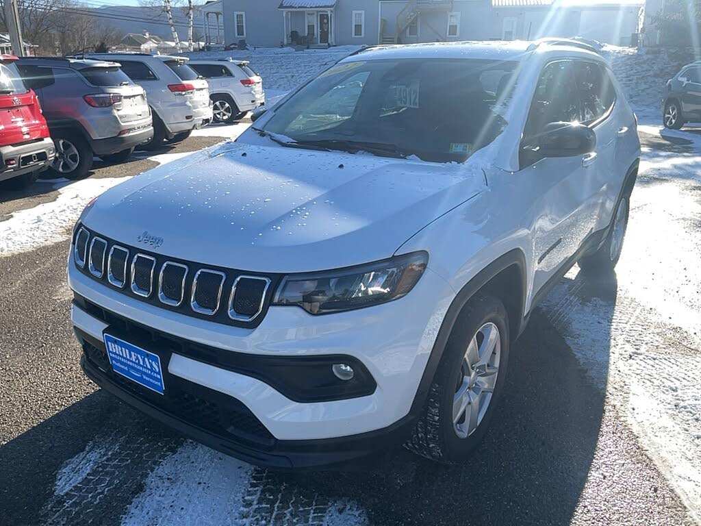 2022 Jeep Compass Latitude 4WD