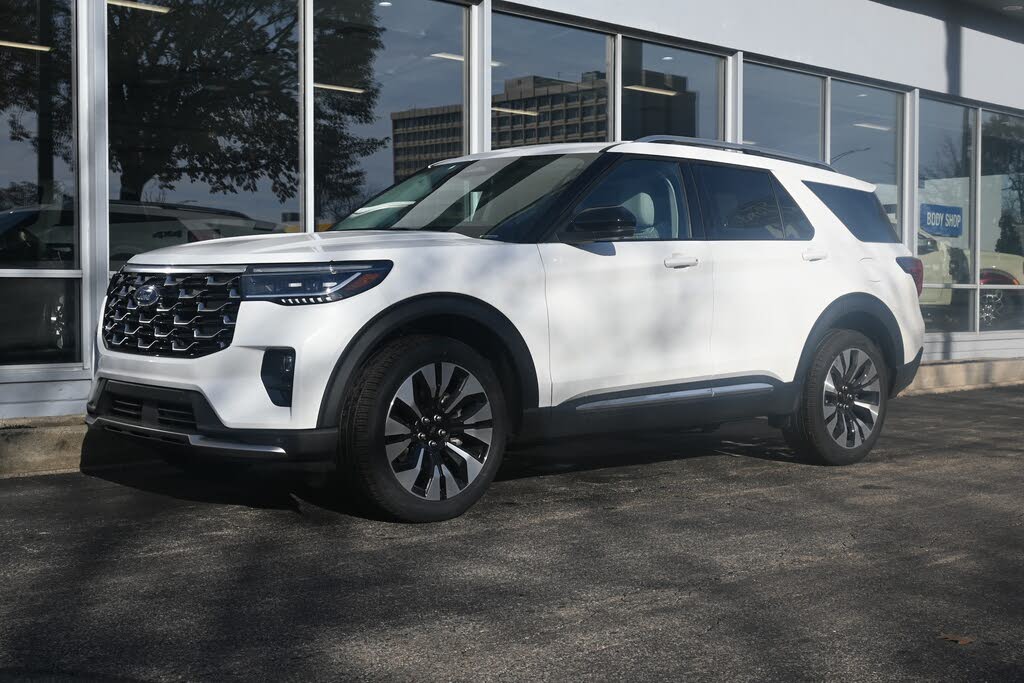 2026 Ford Explorer Platinum AWD