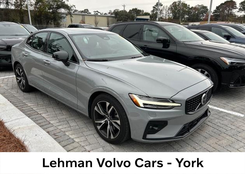 2025 Volvo S60 B5 Plus AWD