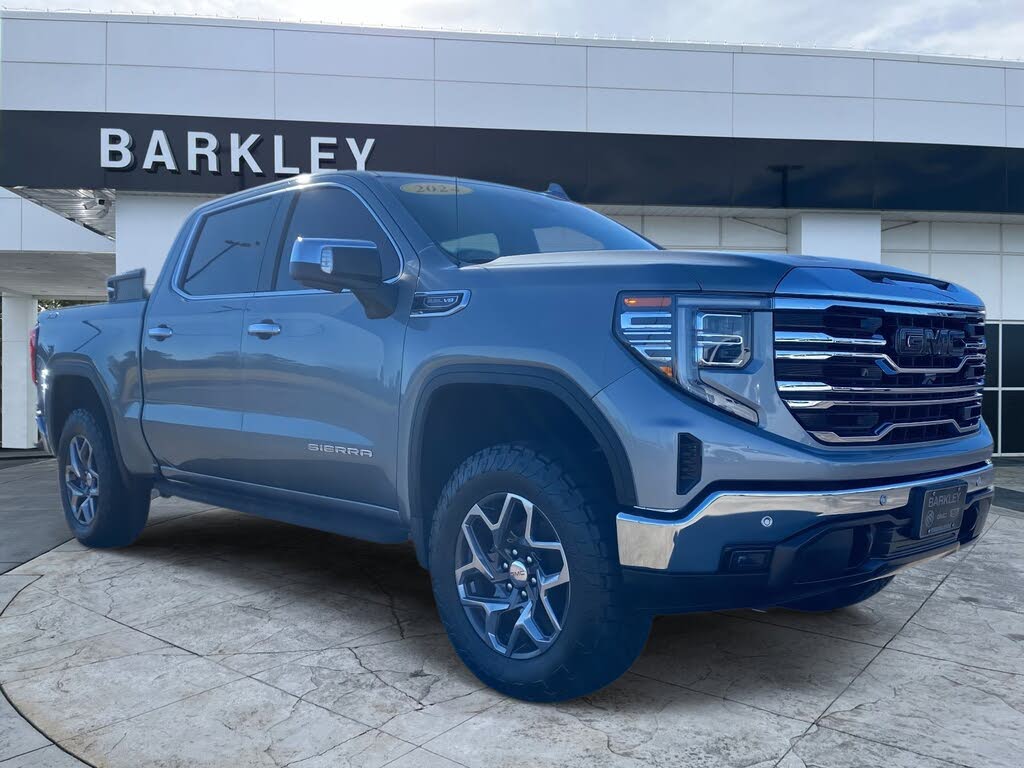 2024 GMC Sierra 1500 SLT Crew Cab 4WD