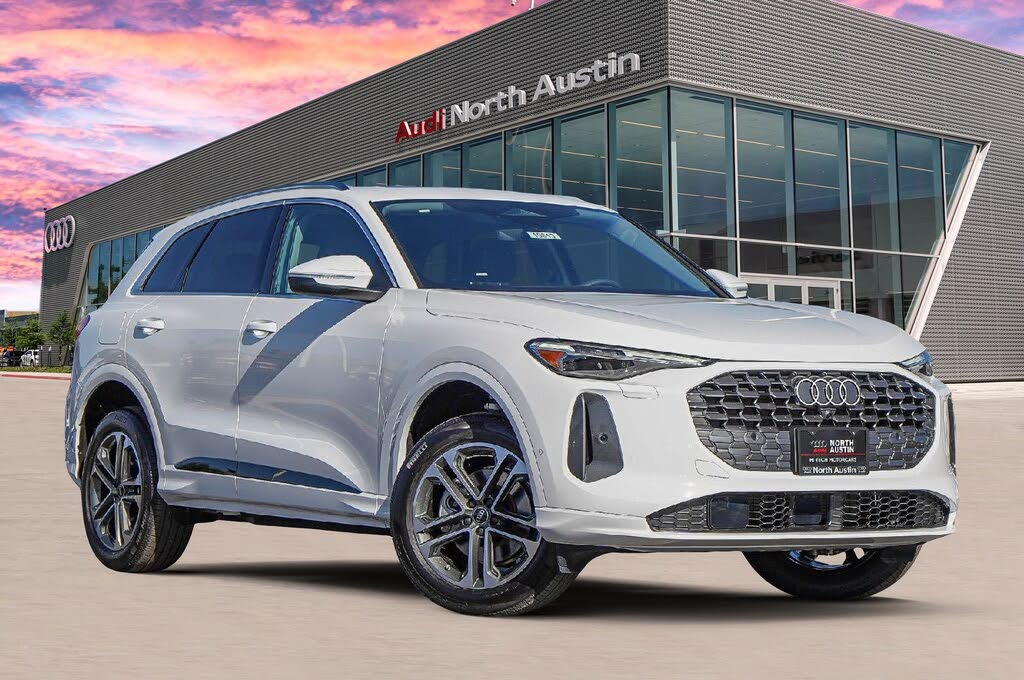 2025 Audi Q5 quattro Premium Plus 40 TFSI