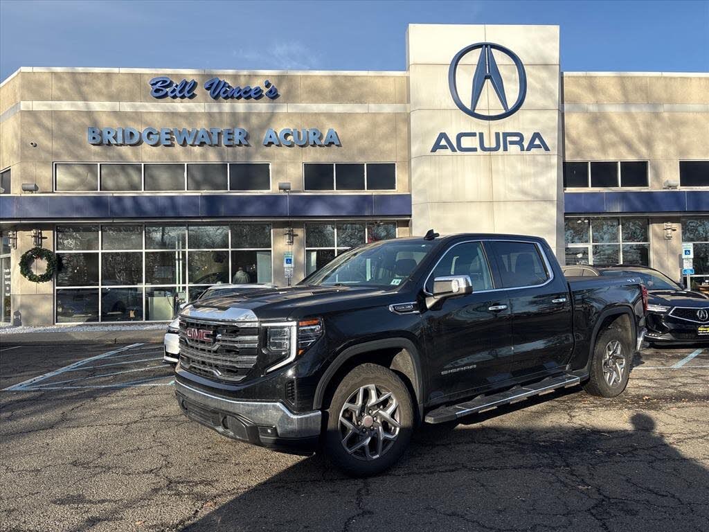 2023 GMC Sierra 1500 SLT Crew Cab 4WD