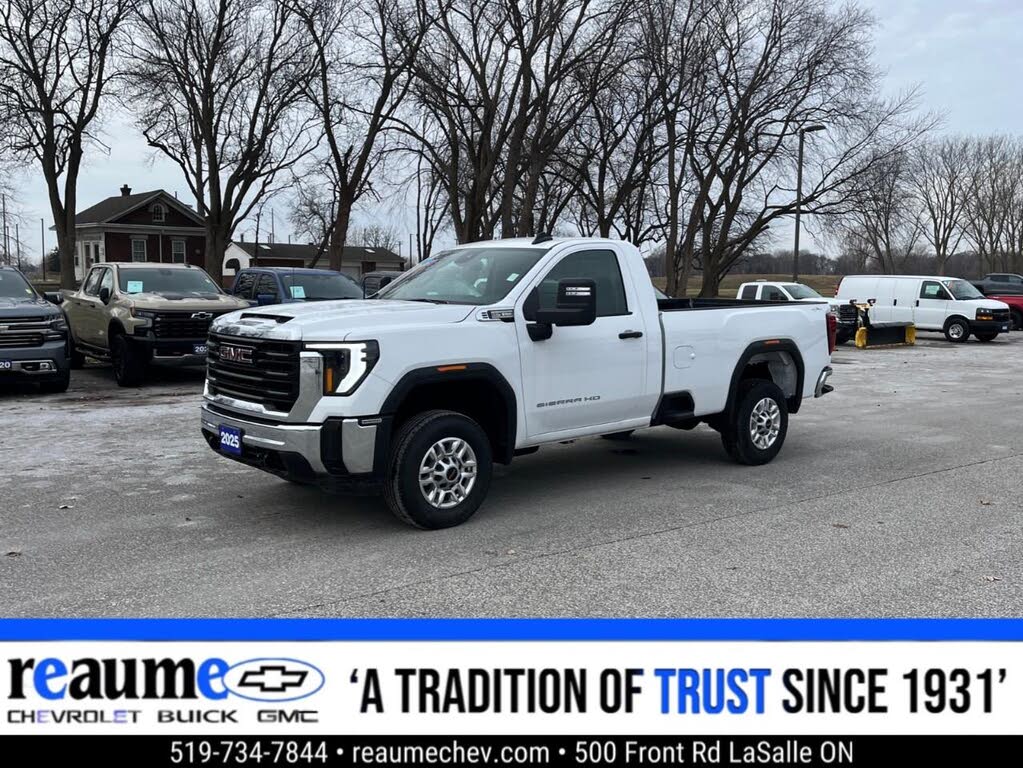 2025 GMC Sierra 2500HD Pro Regular Cab LB 4WD