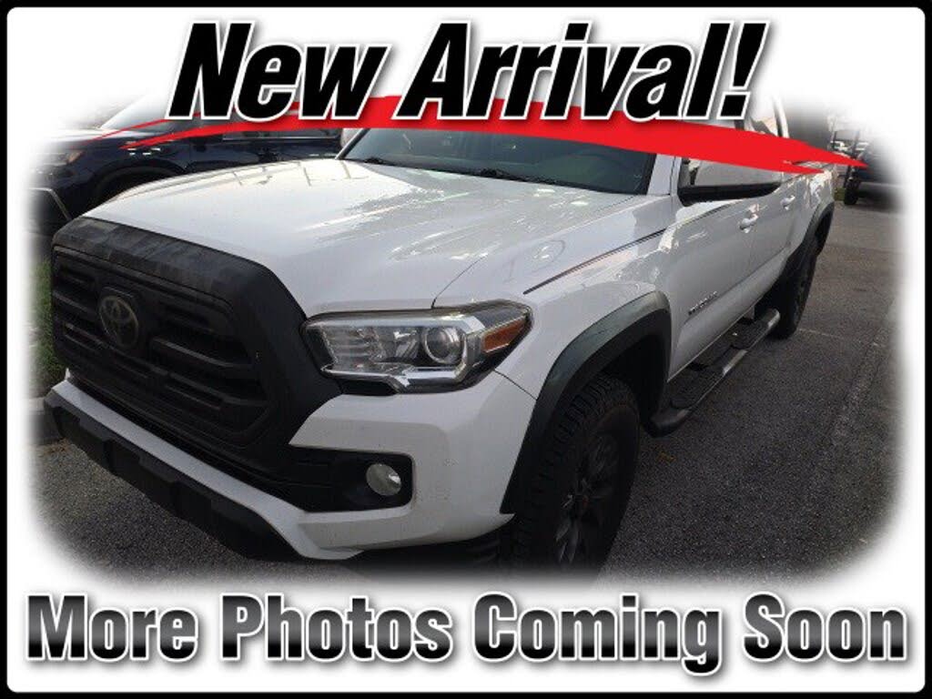 2018 Toyota Tacoma SR5 V6 Double Cab LB 4WD