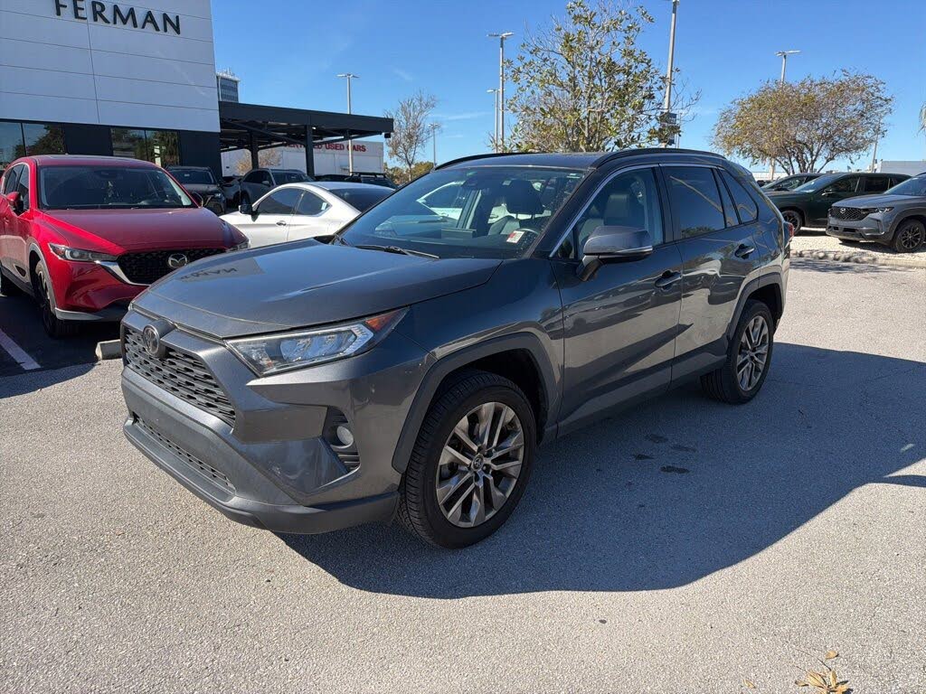 2020 Toyota RAV4 XLE Premium FWD