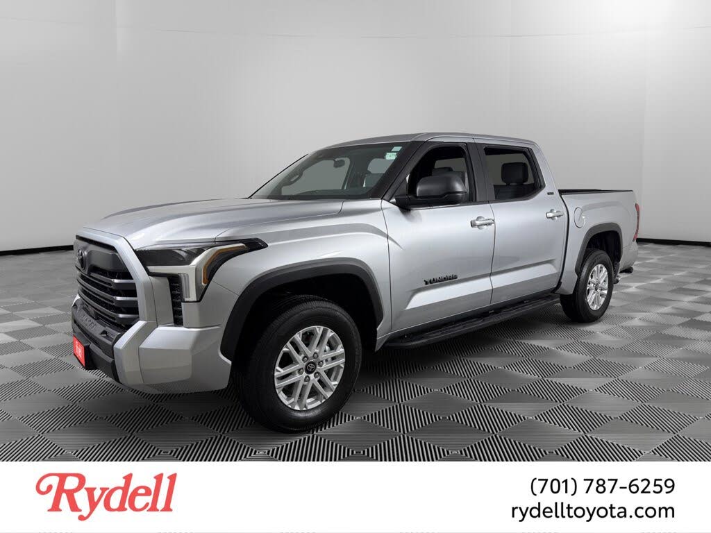 2026 Toyota Tundra SR5 CrewMax Cab 4WD
