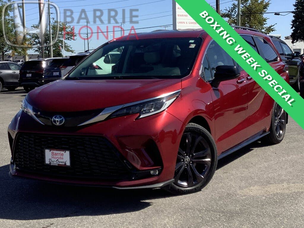 2022 Toyota Sienna XSE 7-Passenger FWD