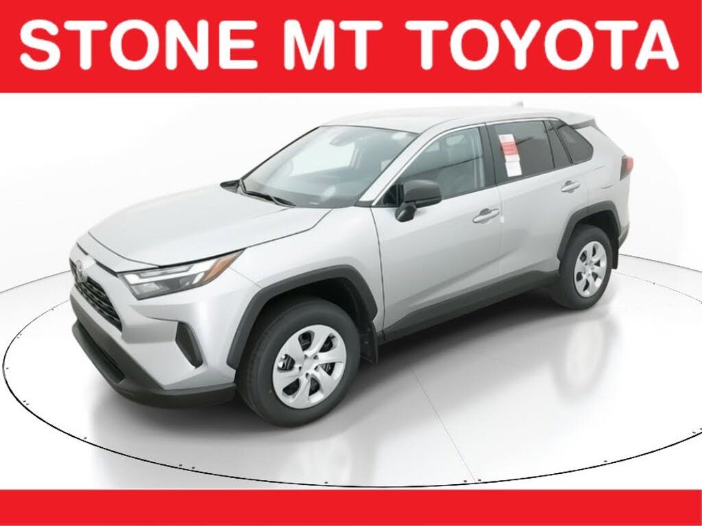 2025 Toyota RAV4 LE FWD