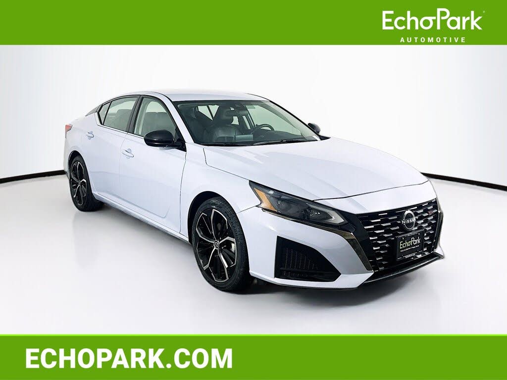 2023 Nissan Altima 2.5 SR FWD
