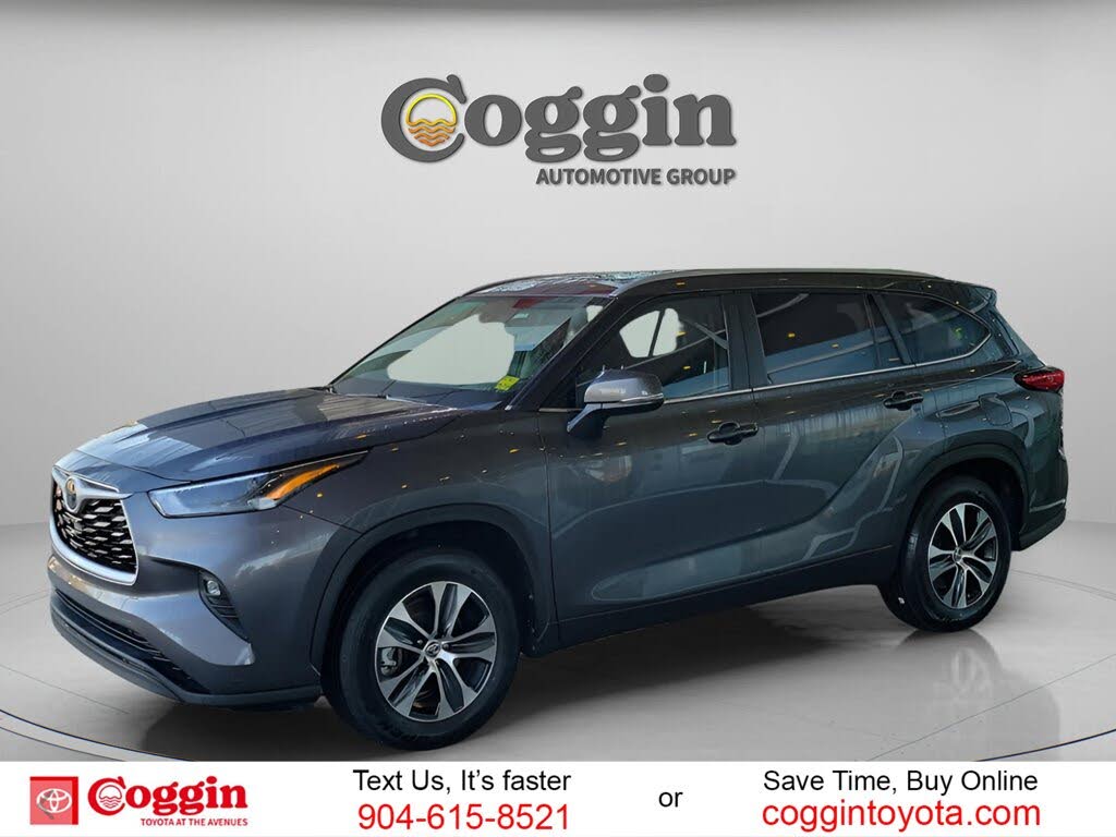 2023 Toyota Highlander XLE FWD