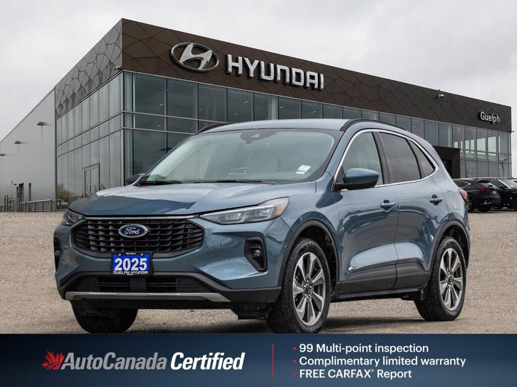 Ford Escape Platinum AWD 2025