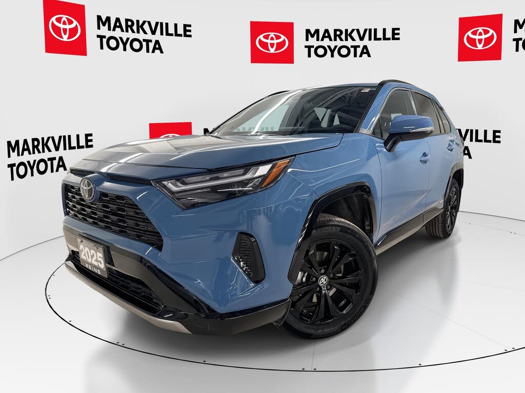 Toyota RAV4 Hybrid SE AWD 2025