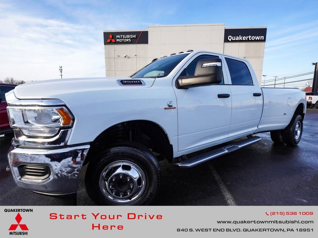 2024 RAM 3500 Tradesman Crew Cab LB DRW 4WD