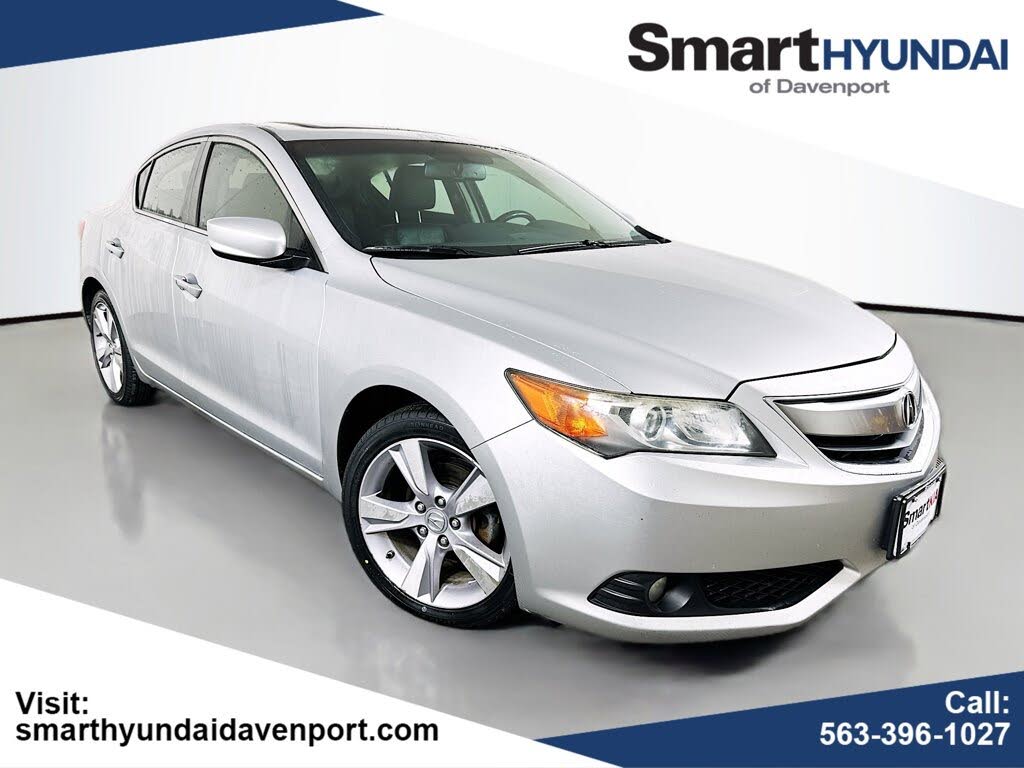 2013 Acura ILX 2.0L FWD with Technology Package