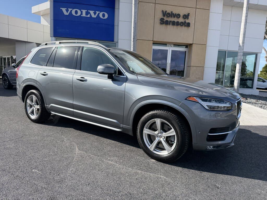 2017 Volvo XC90 T5 Momentum FWD