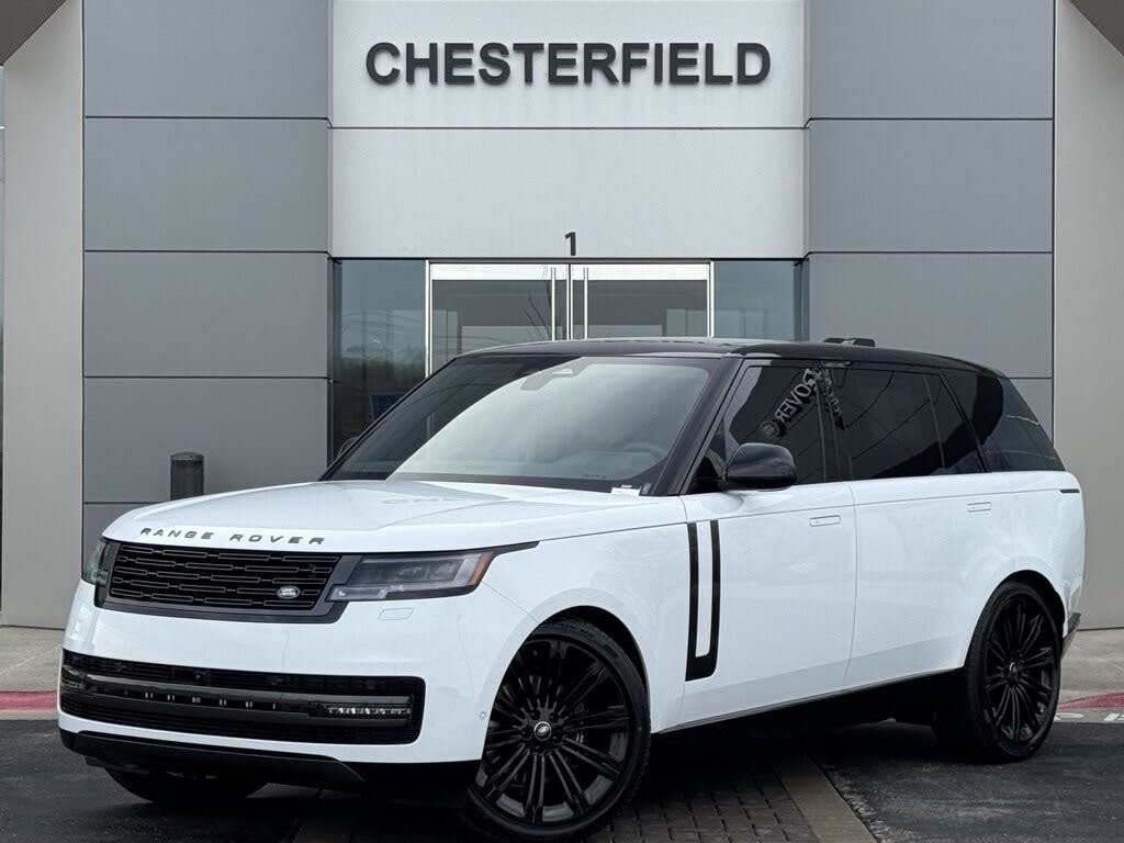 2025 Land Rover Range Rover P400 SE LWB AWD