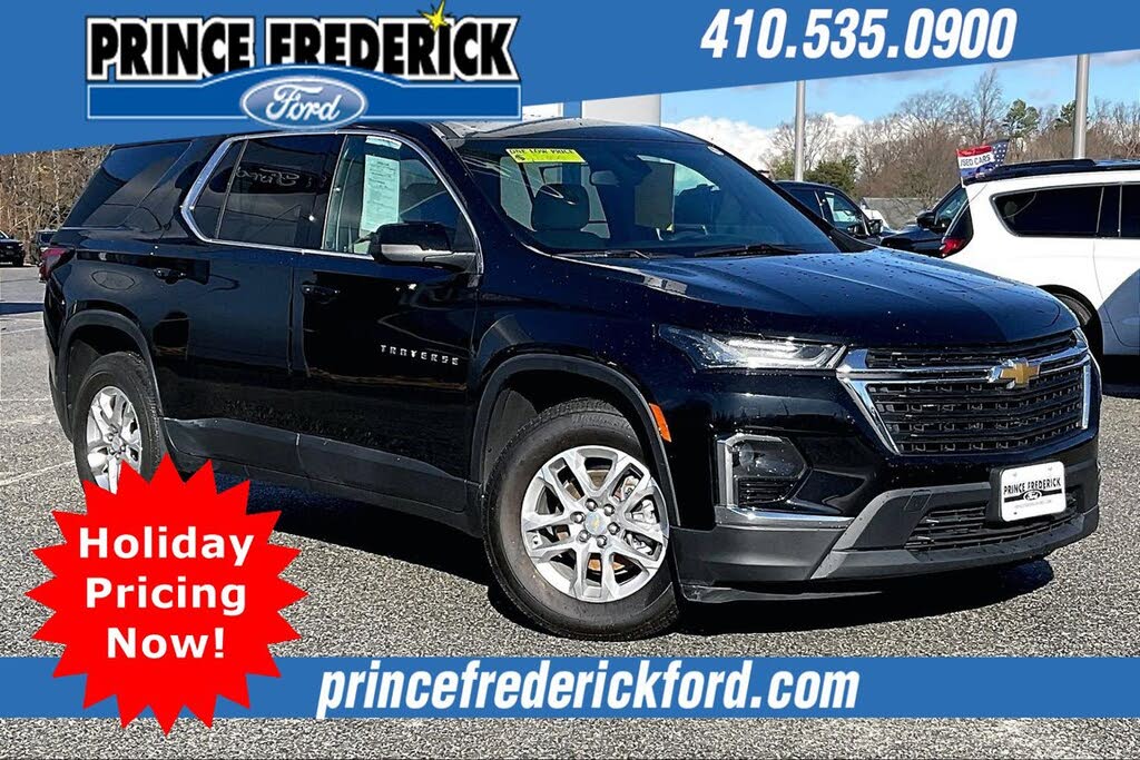2022 Chevrolet Traverse LS AWD