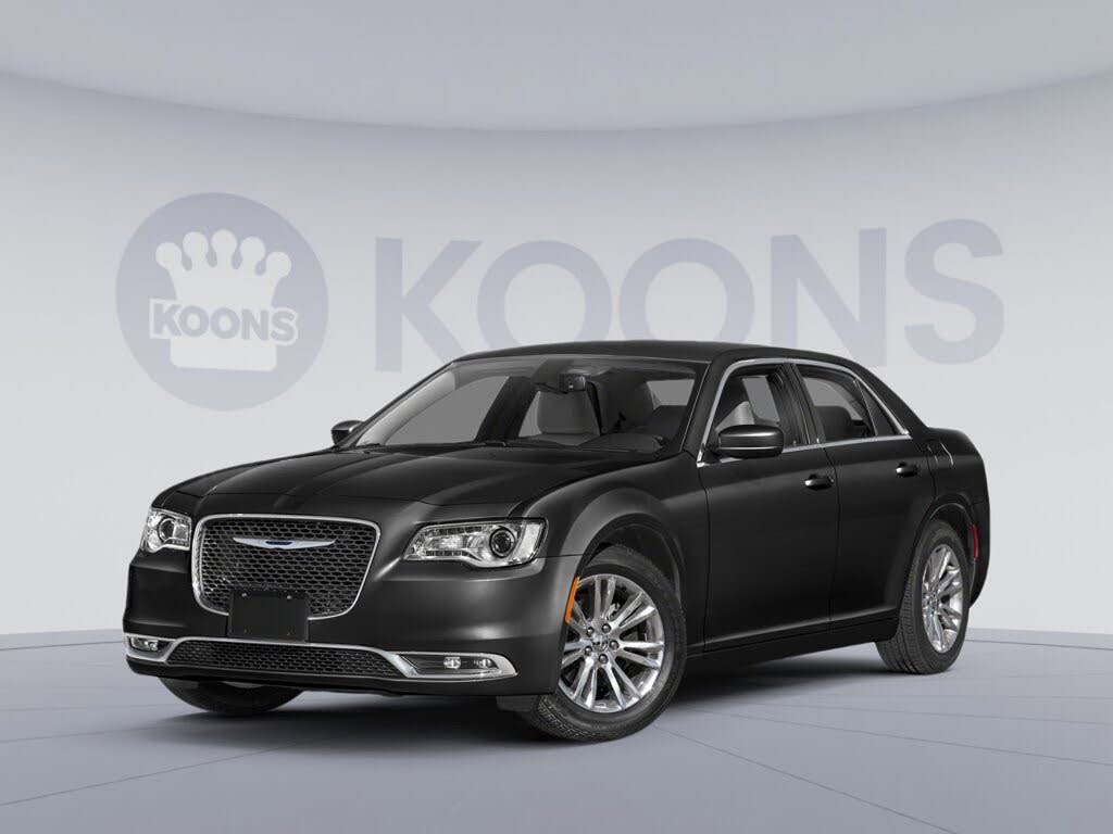 2023 Chrysler 300 Touring RWD