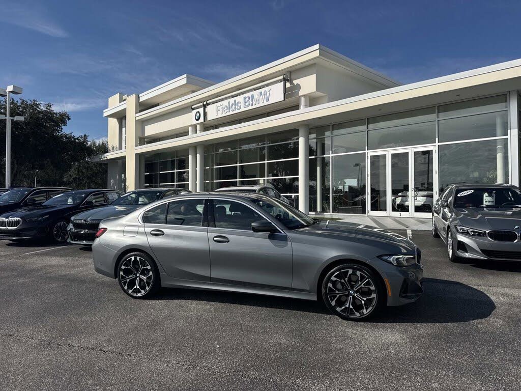 2025 BMW 3 Series 330i RWD