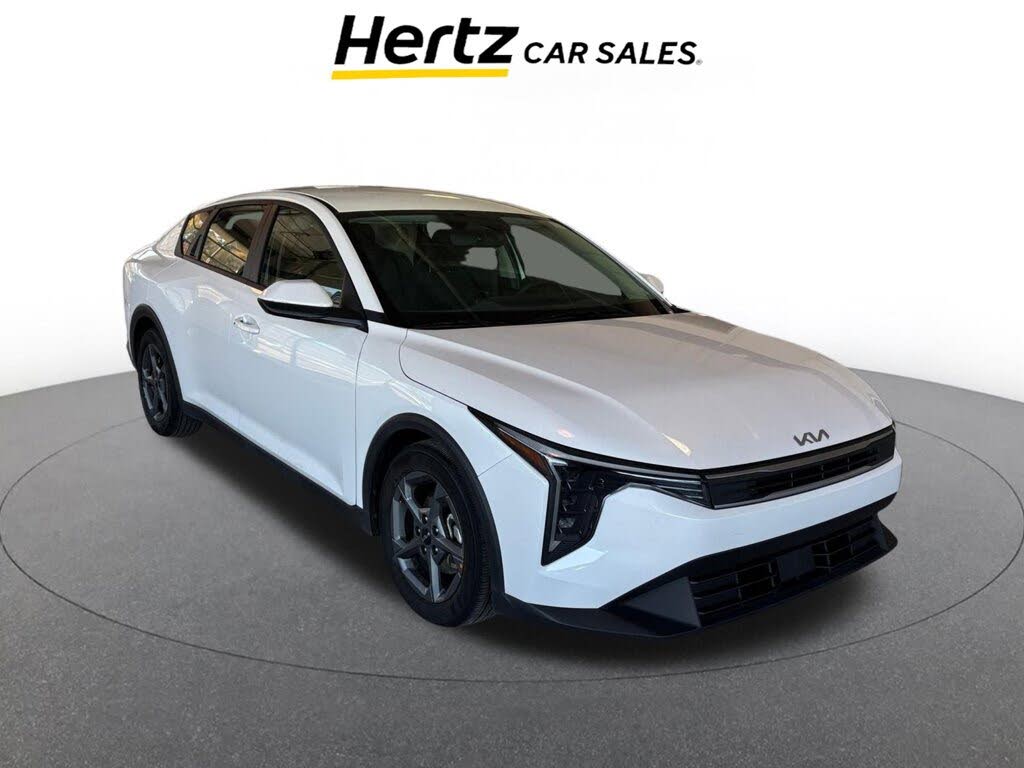 2025 Kia K4 LXS FWD