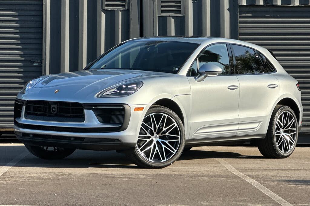 2026 Porsche Macan S AWD