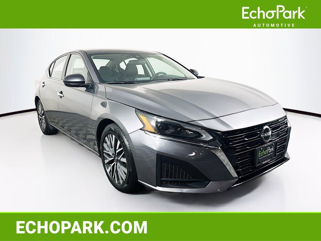 2024 Nissan Altima 2.5 SV FWD