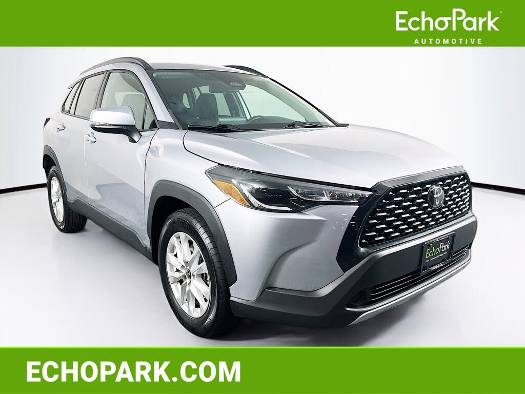 2024 Toyota Corolla Cross LE FWD