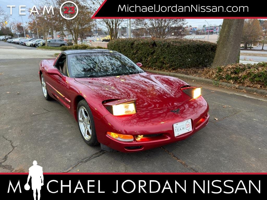 2004 Chevrolet Corvette Coupe RWD