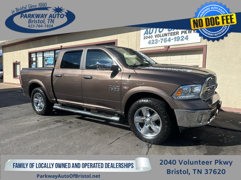 2018 RAM 1500 Laramie Crew Cab 4WD