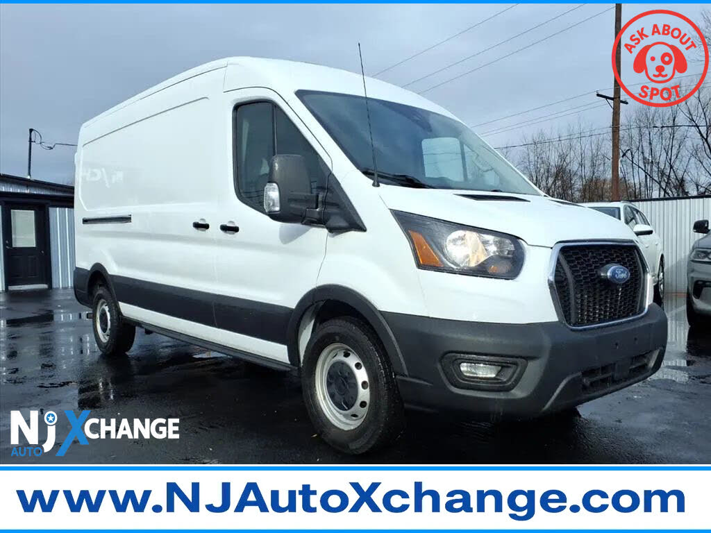 2022 Ford Transit Cargo 250 Medium Roof LB RWD