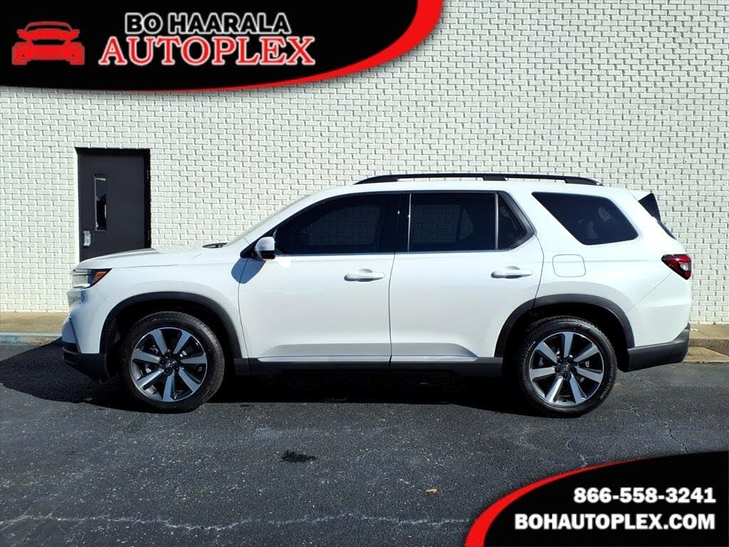 2025 Honda Pilot Touring AWD
