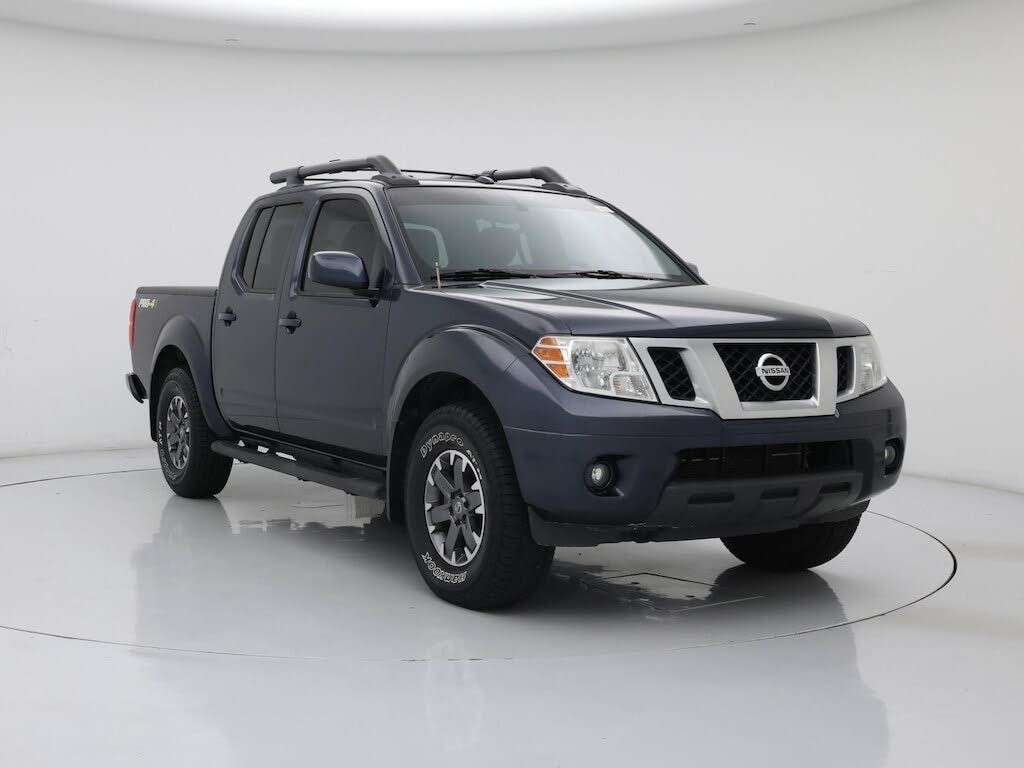 2017 Nissan Frontier PRO-4X Crew Cab 4WD