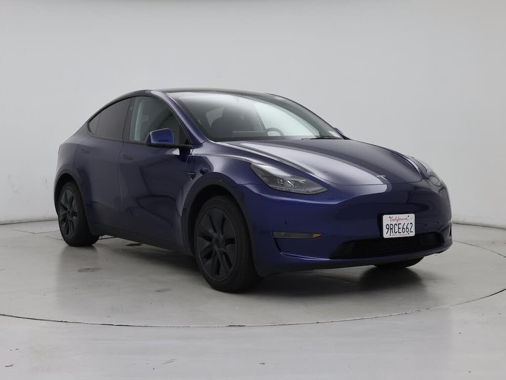 2025 Tesla Model Y Long Range RWD