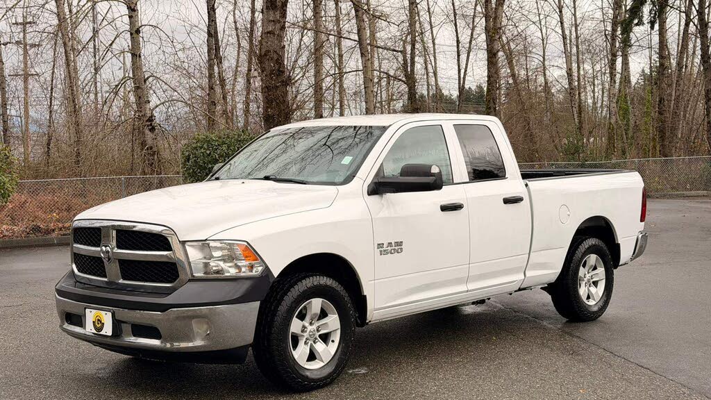 2017 RAM 1500 ST Quad Cab 4WD