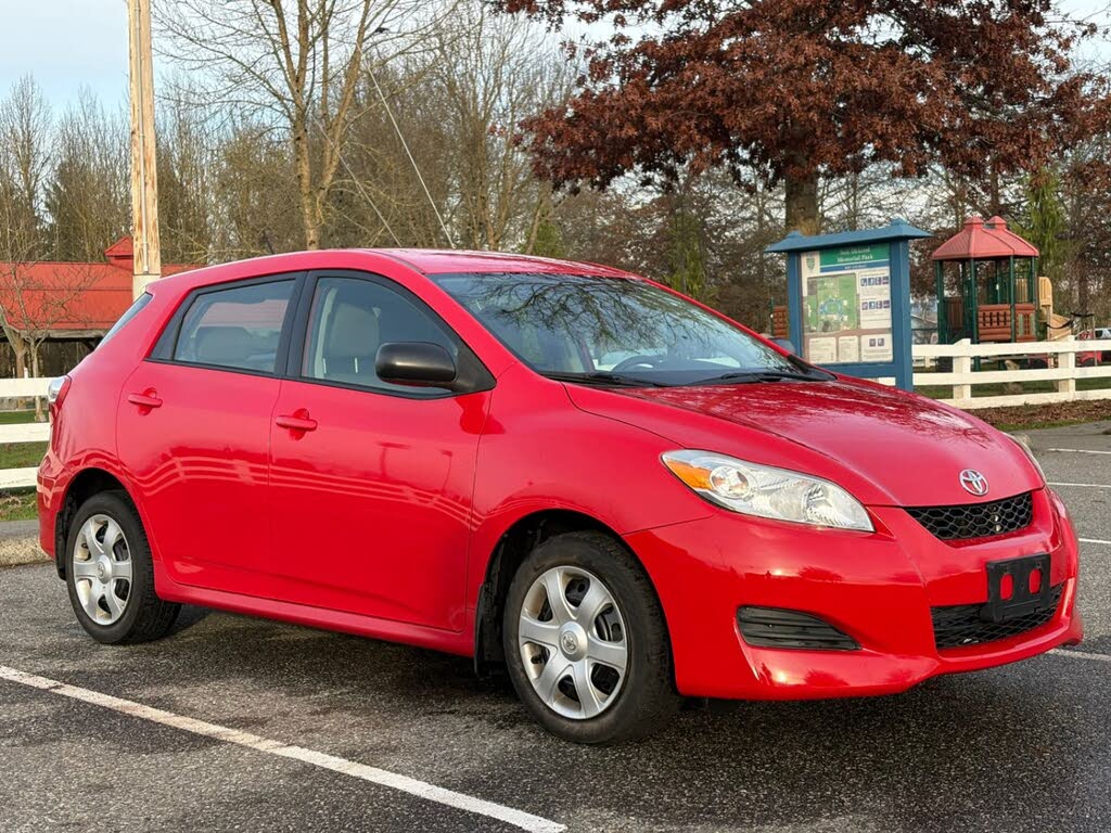 Toyota Matrix Base 2010