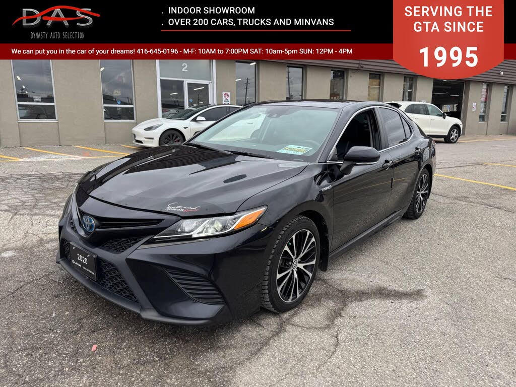2020 Toyota Camry Hybrid SE FWD