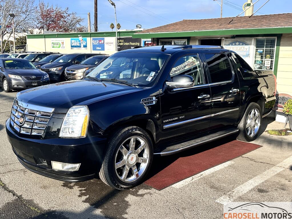 2013 Cadillac Escalade EXT Luxury 4WD