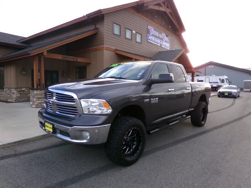 2017 RAM 1500 Big Horn Crew Cab 4WD