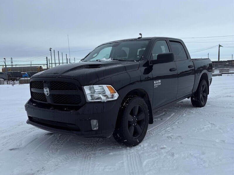 2023 RAM 1500 Classic Express Crew Cab 4WD