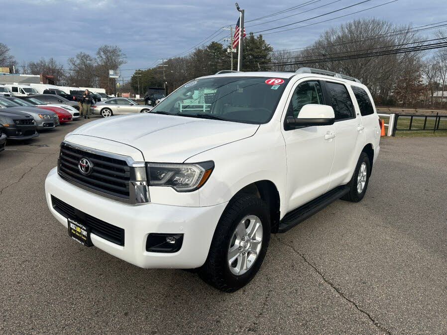 2019 Toyota Sequoia SR5 4WD