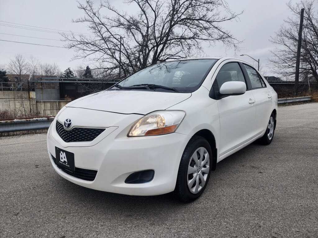 2009 Toyota Yaris Base