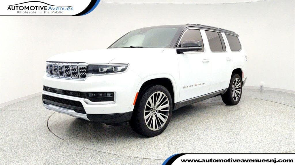 2023 Jeep Grand Wagoneer Series III 4WD