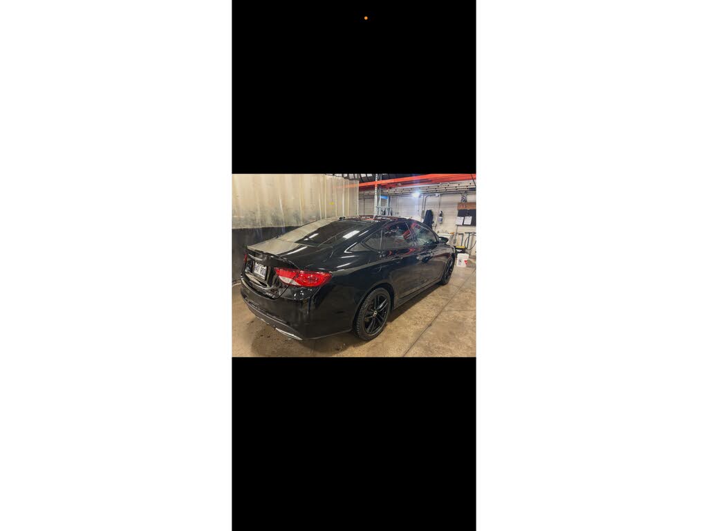 2015 Chrysler 200 S Sedan FWD