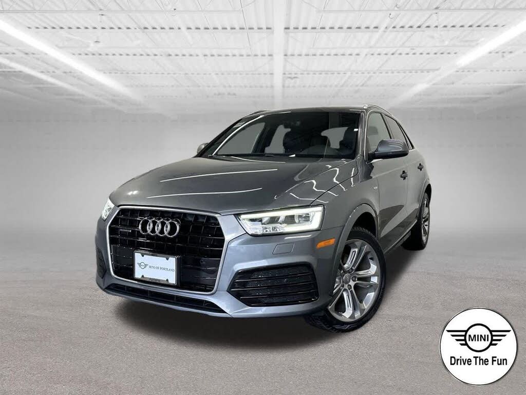 2016 Audi Q3 2.0T quattro Prestige